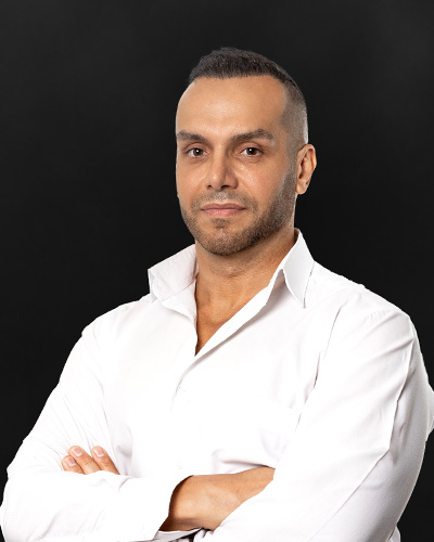 Arshin Darban is JVC Specialists at JVC Driven Properties Dubai